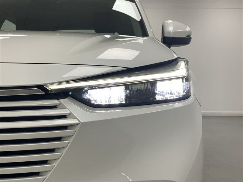Honda Hr-V Advance White #21