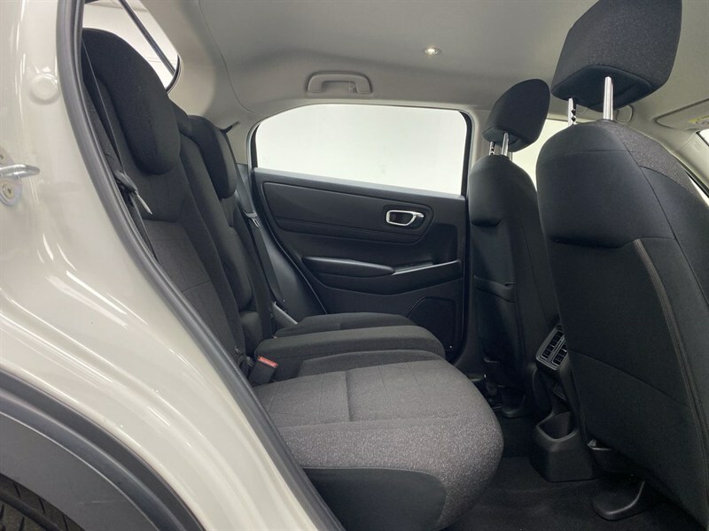 Honda Hr-V Advance White #57