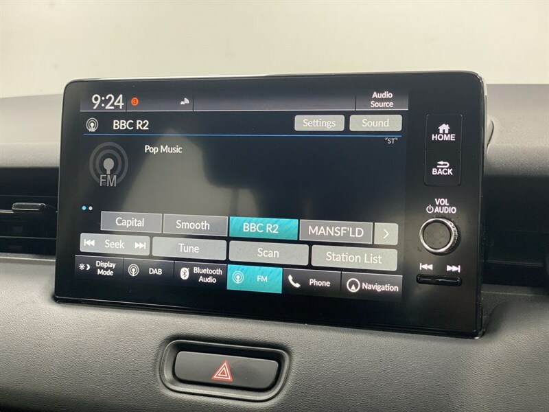Honda Hr-V Advance White #47