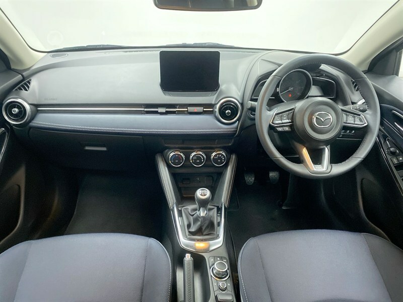 Mazda 2 1.5 E-skyactiv G Mhev Sport Red #4