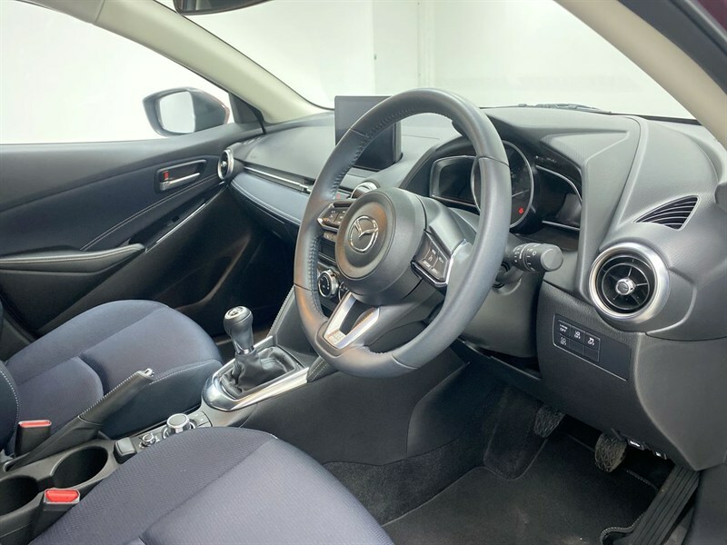 Mazda 2 1.5 Skyactiv G Gt Sport Red #33