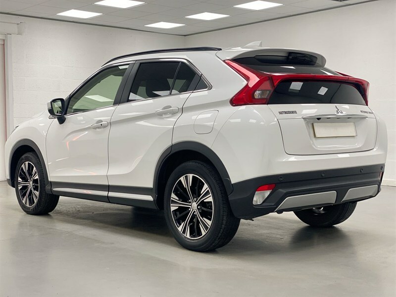 Mitsubishi Eclipse Cross 1.5 4 Cvt 4Wd White #3