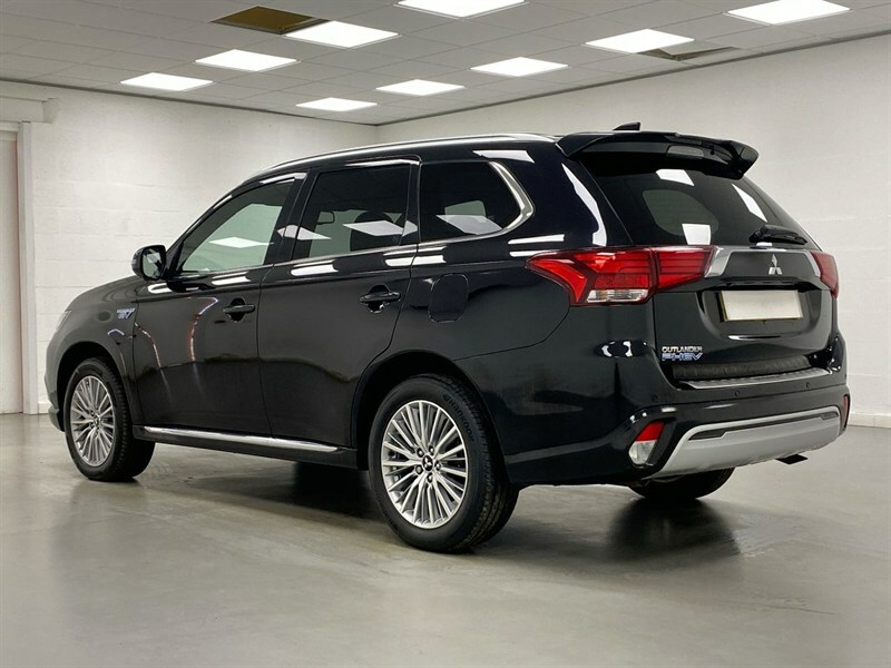 Mitsubishi Outlander 2.4 Phev Exceed Black #3