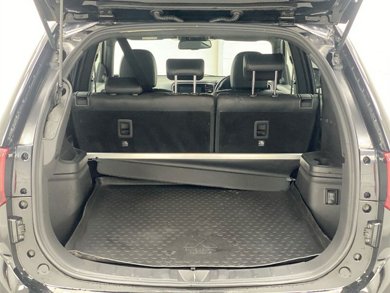 Mitsubishi Outlander 2.0 Mivec Exceed Cvt Blue #60