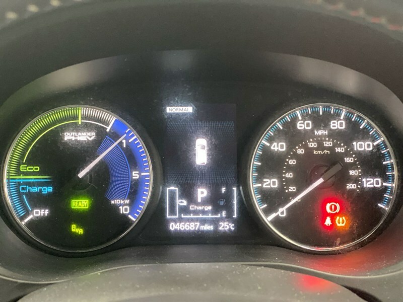 Mitsubishi Outlander 2.0 Mivec Exceed Cvt Blue #39