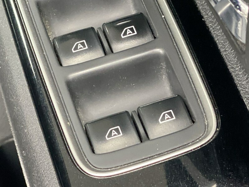 Mitsubishi Outlander 2.0 Mivec Exceed Cvt Blue #33