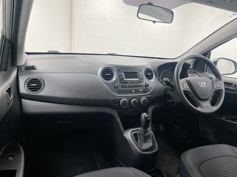 Hyundai I10 1.2 Se Silver #2