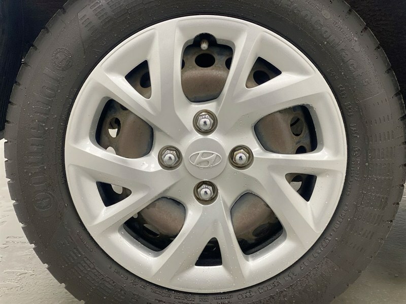 Hyundai I10 Se Blue #17