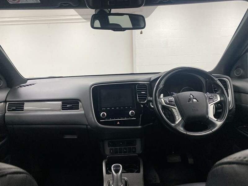 Mitsubishi Outlander 2.4 Phev Dynamic Grey #4
