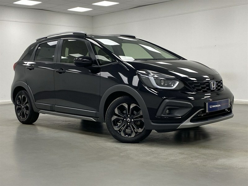 Honda Jazz 1.5 I-mmd Hybrid Crosstar Advance Ecvt Black