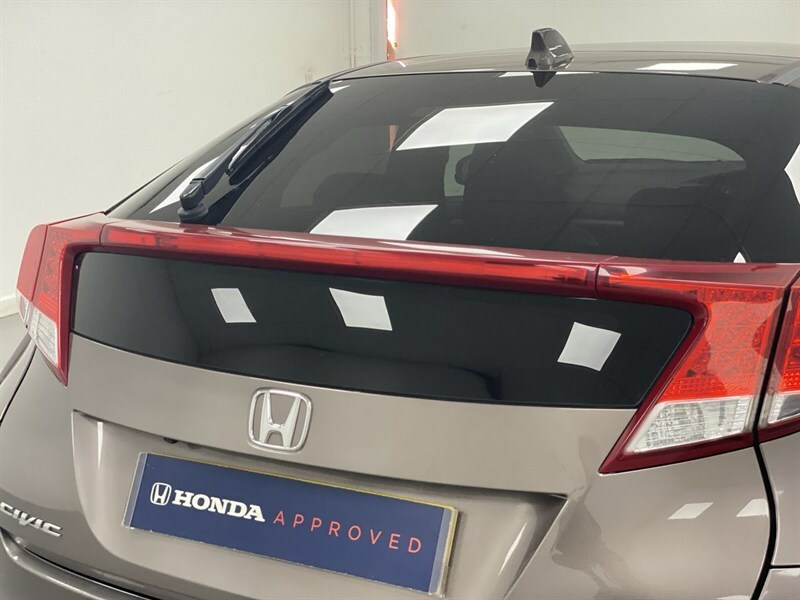 Honda Civic 1.8 I-vtec Se Plus  #25