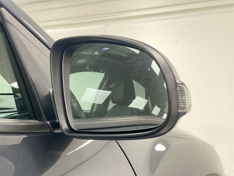 Hyundai Kona Hatchback Red #26