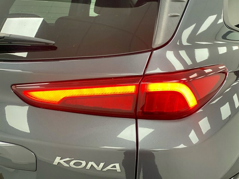 Hyundai Kona Hatchback Red #22