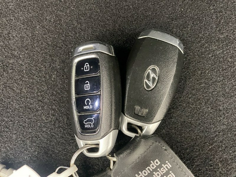 Hyundai Kona Hatchback Red #57