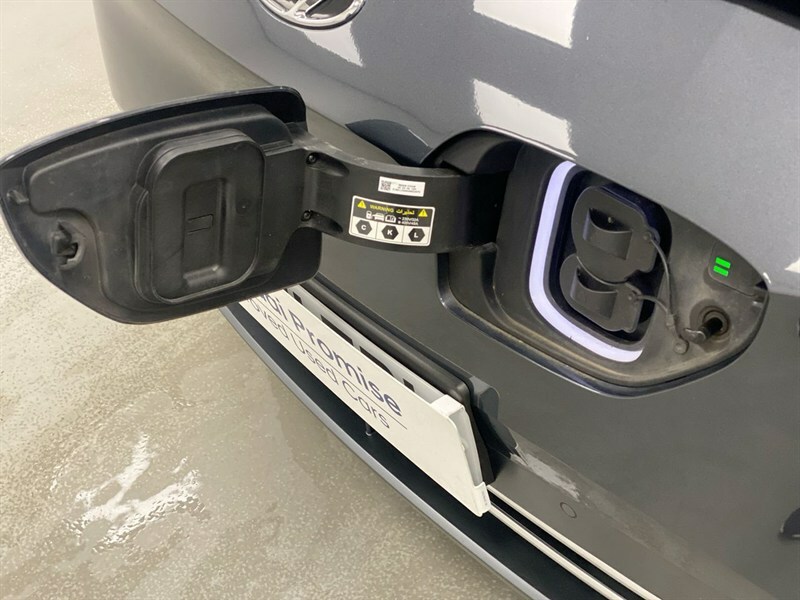 Hyundai Kona Hatchback Red #28