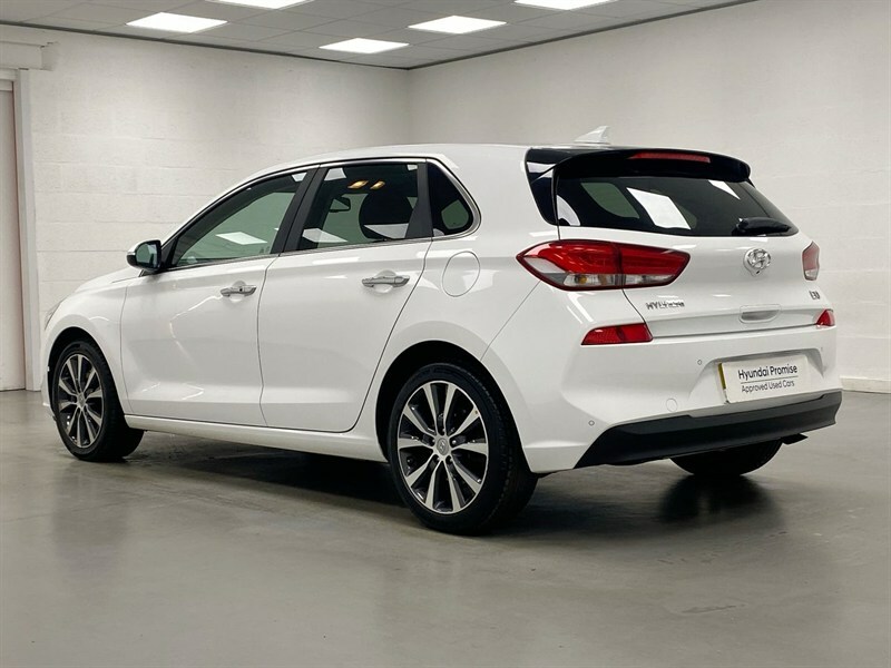 Hyundai I30 1.4T Gdi Premium White #3