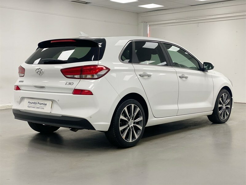 Hyundai I30 Black #12