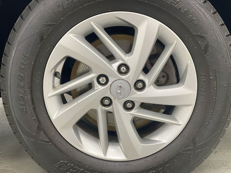 Hyundai Tucson Silver #15