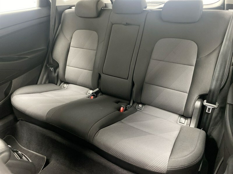 Hyundai Tucson Silver #8