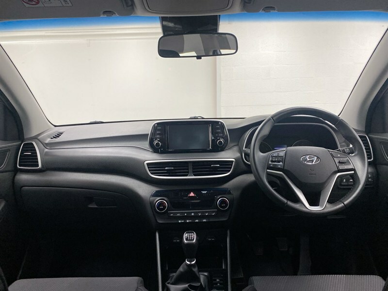 Hyundai Tucson 1.6 Gdi S Connect 2Wd Grey #4
