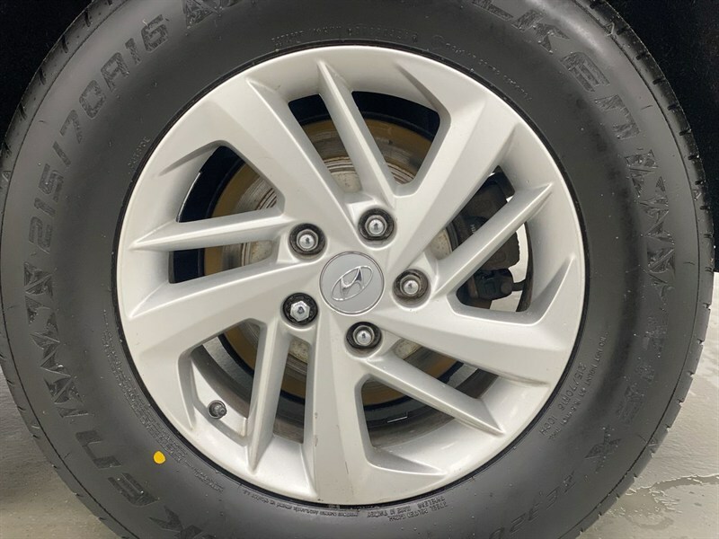 Hyundai Tucson Silver #19