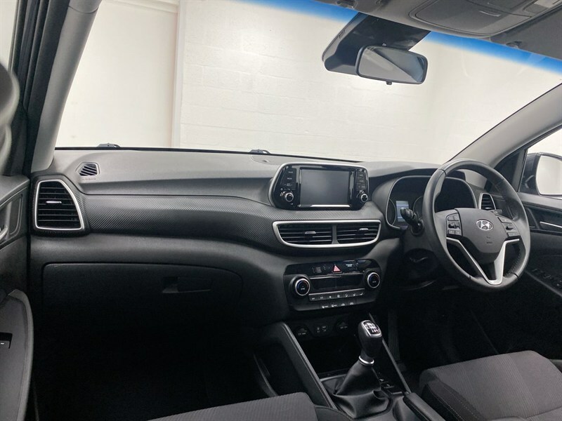 Hyundai Tucson 1.6 Gdi S Connect 2Wd Grey #2
