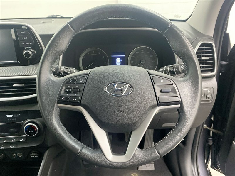Hyundai Tucson Silver #44