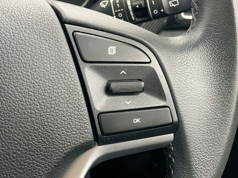 Hyundai Tucson Silver #41