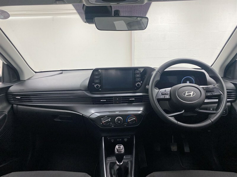 Hyundai I20 1.0T Gdi Advance White #4