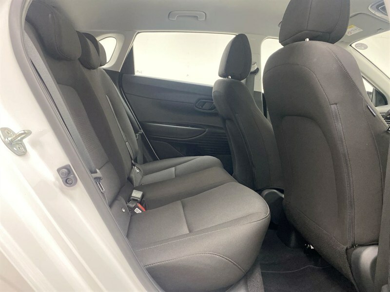 Hyundai I20 Advance White #57