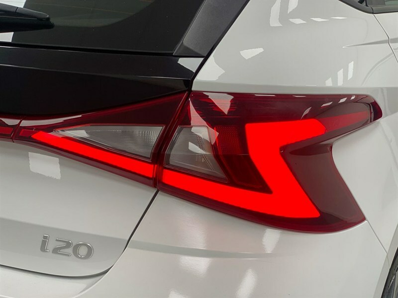 Hyundai I20 Advance White #22