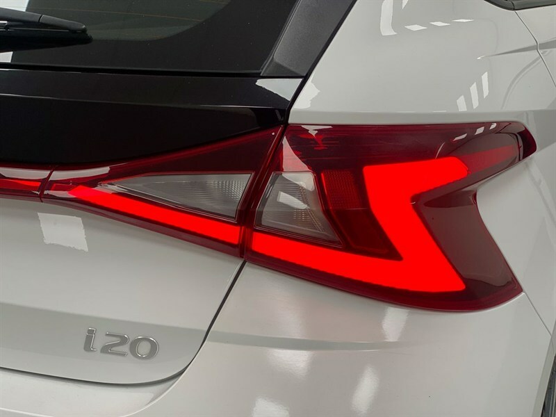 Hyundai I20 Advance White #23