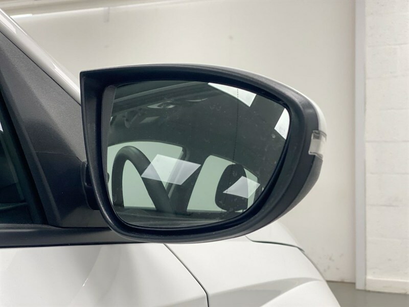 Hyundai I20 Advance White #26