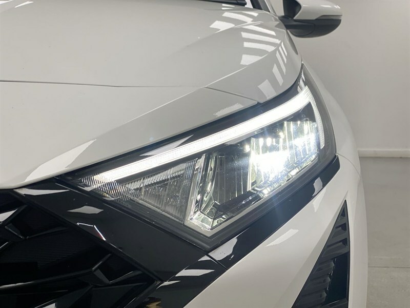 Hyundai I20 Advance White #21