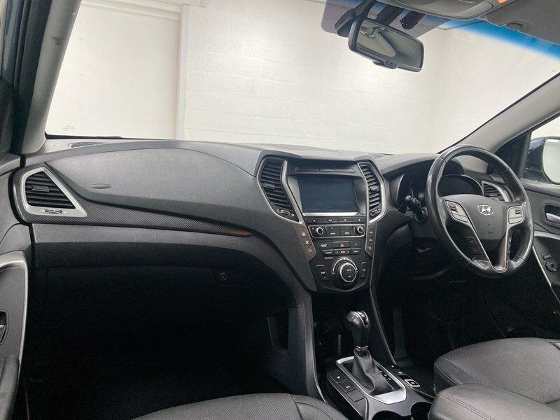 Hyundai Santa Fe 2.2 Crdi Blue Drive Premium 7 Seats Blue #2