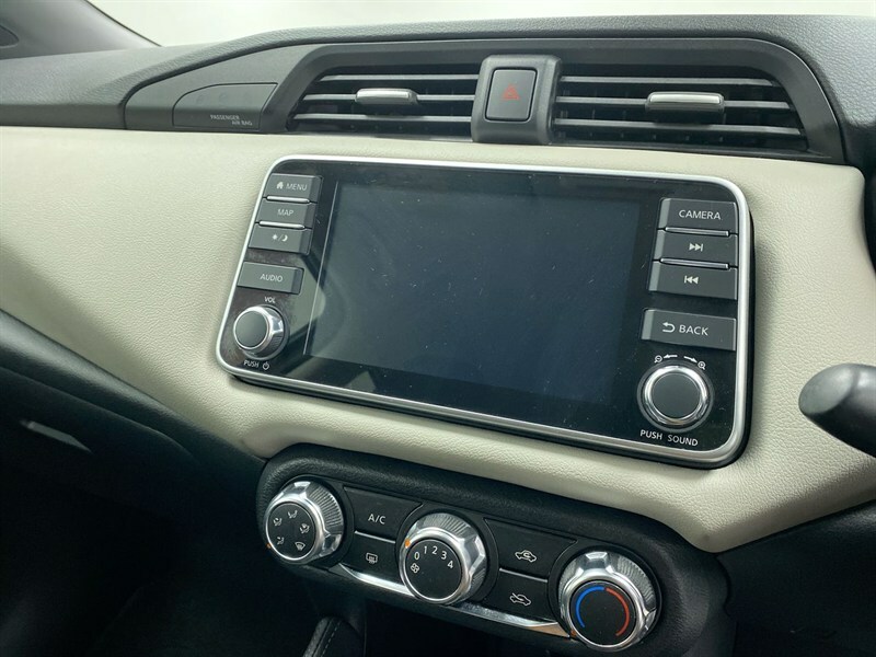 Nissan Micra Dig-t Acenta Silver #44