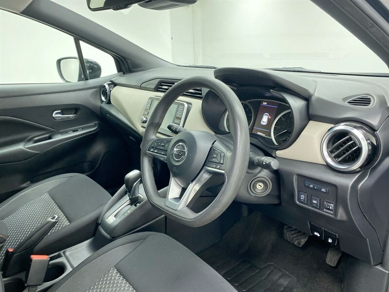 Nissan Micra Dig-t Acenta Silver #32