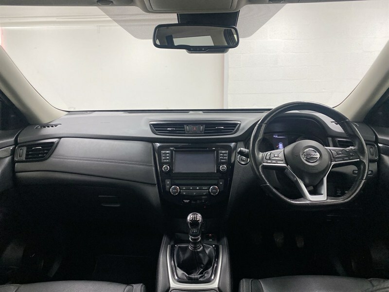 Nissan X-Trail 1.7 Dci Tekna 4Wd Black #4