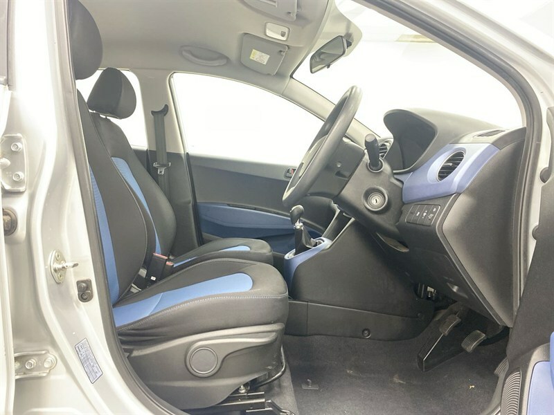 Hyundai I10 1.0 Premium 65 Bhp Blue #31