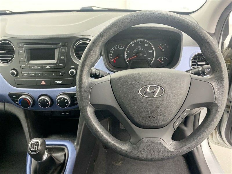 Hyundai I10 1.0 Premium 65 Bhp Blue #36