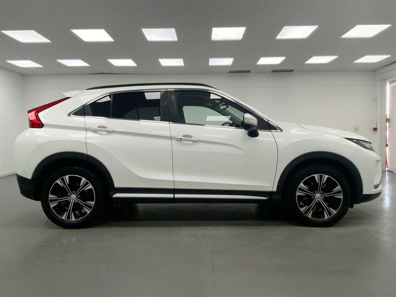 Mitsubishi Eclipse Cross 1.5 Exceed Cvt 4Wd White #5