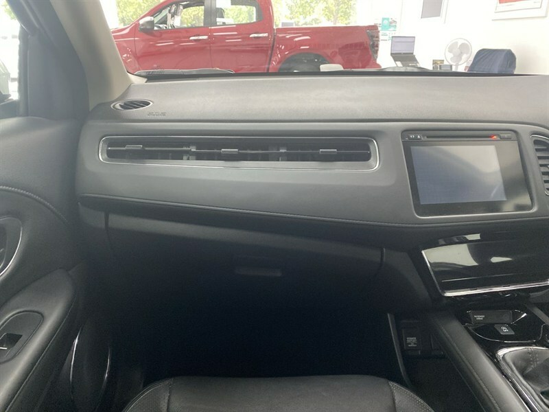 Honda Hr-V 1.5 I-vtec Ex White #2