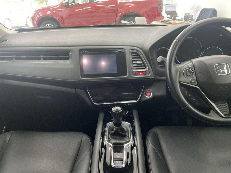 Honda Hr-V 1.5 I-vtec Ex White #4