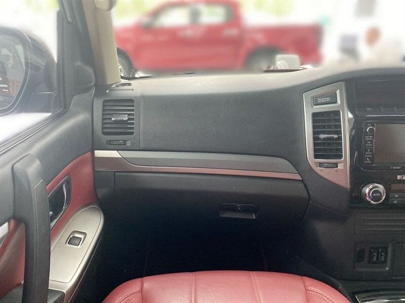 Mitsubishi Shogun 3.2 Di-dc 187 Sg5 Black #2
