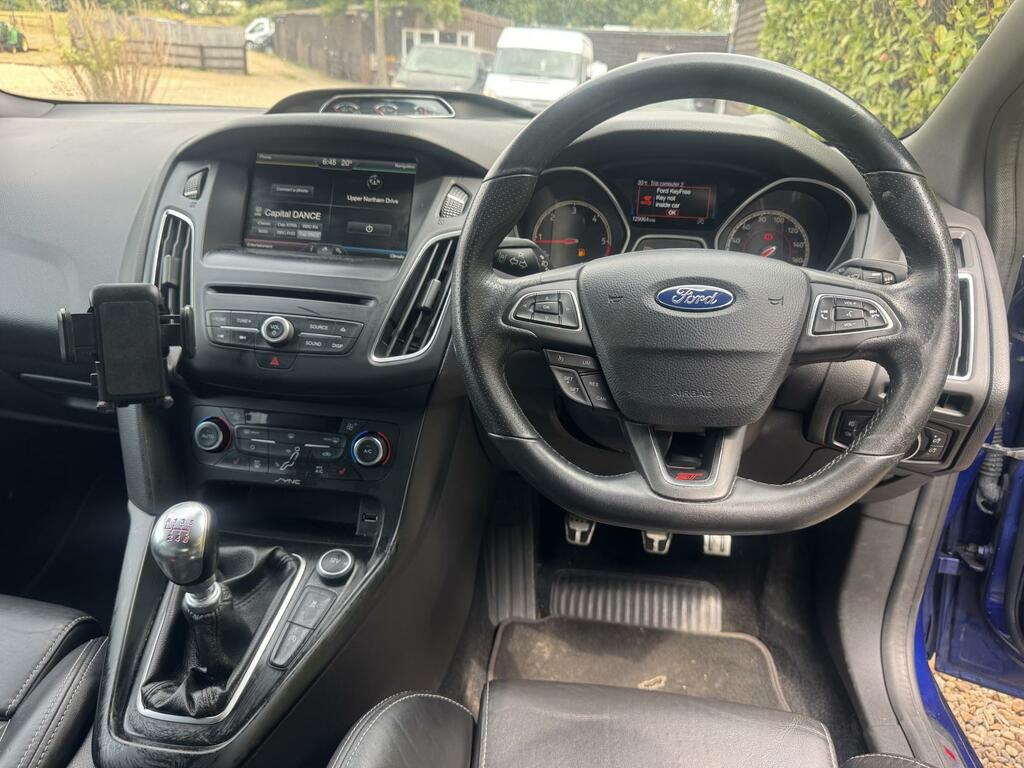 Ford Focus 1.0 Zetec S 124 Bhp White #7