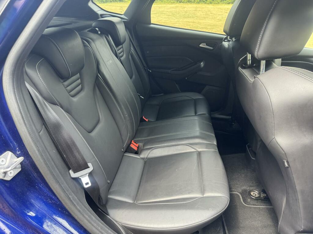Ford Focus 1.0 Zetec S 124 Bhp White #16