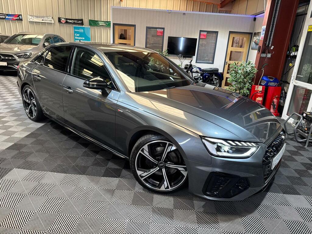 Audi A4 2.0 Tfsi 35 Black Edition S Tronic Euro 6 Ss Grey