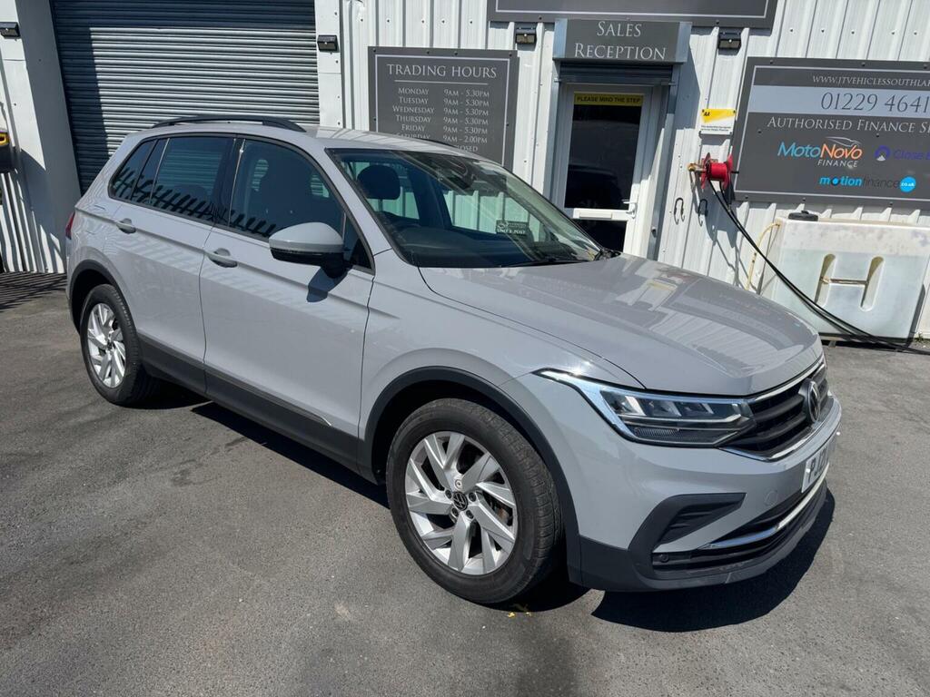 Volkswagen Tiguan 1.5 Tsi Life Euro 6 Ss Grey