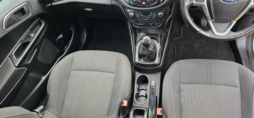 Ford B-Max Mpv 1.0 T Ecoboost Zetec 35 Road Tax Full S White #22