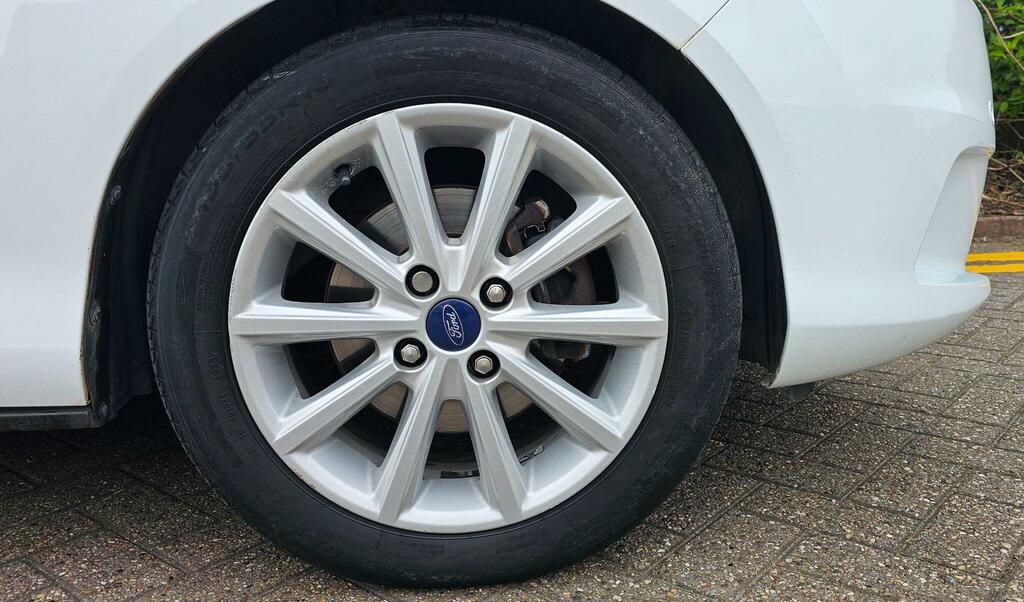 Ford B-Max Mpv 1.0 T Ecoboost Zetec 35 Road Tax Full S White #31
